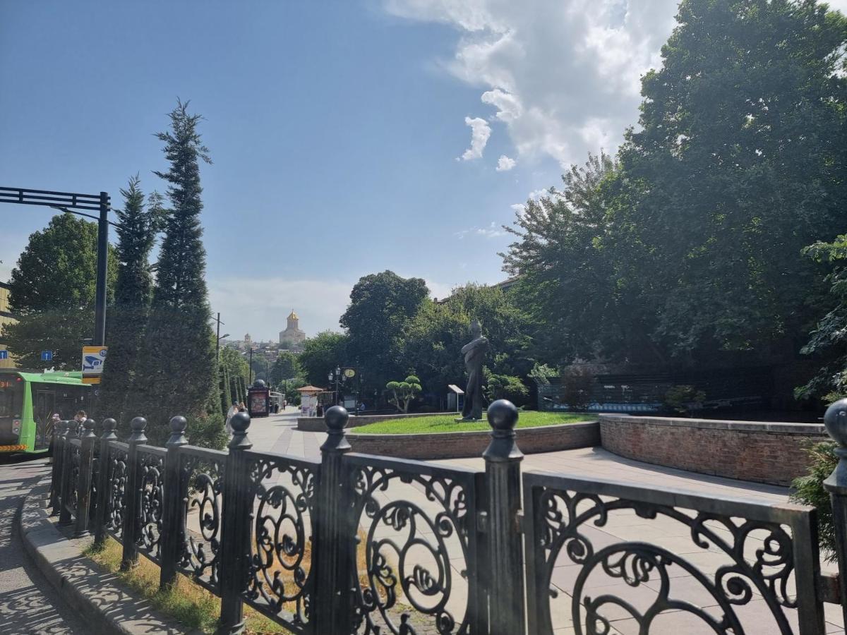 Old Tbilisi Freedom Square, Tbilisi Площадь Свободы Villa Exterior foto